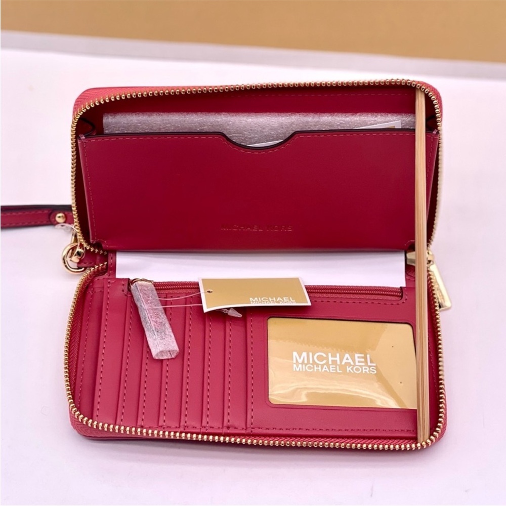 Michael Kors Jet Set Travel Multifunction Large Phone Wallet MK Light Berry - Picture 2 of 10